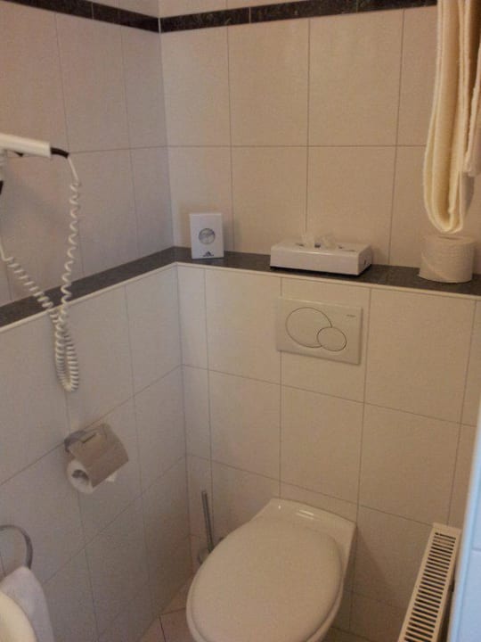 Badezimmer Parkhotel Stadtallendorf