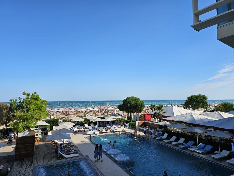 Pool Falkensteiner Hotel & Spa Jesolo