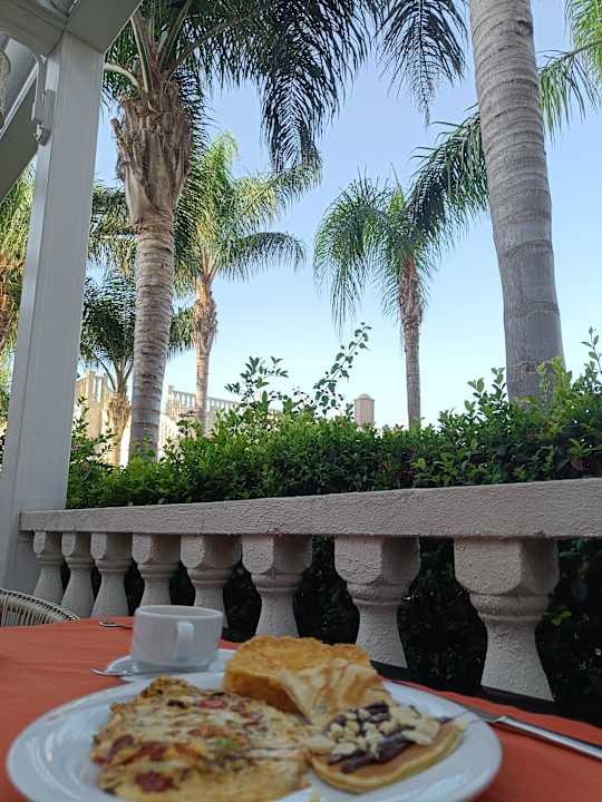 Außenansicht Royal Taj Mahal Hotel