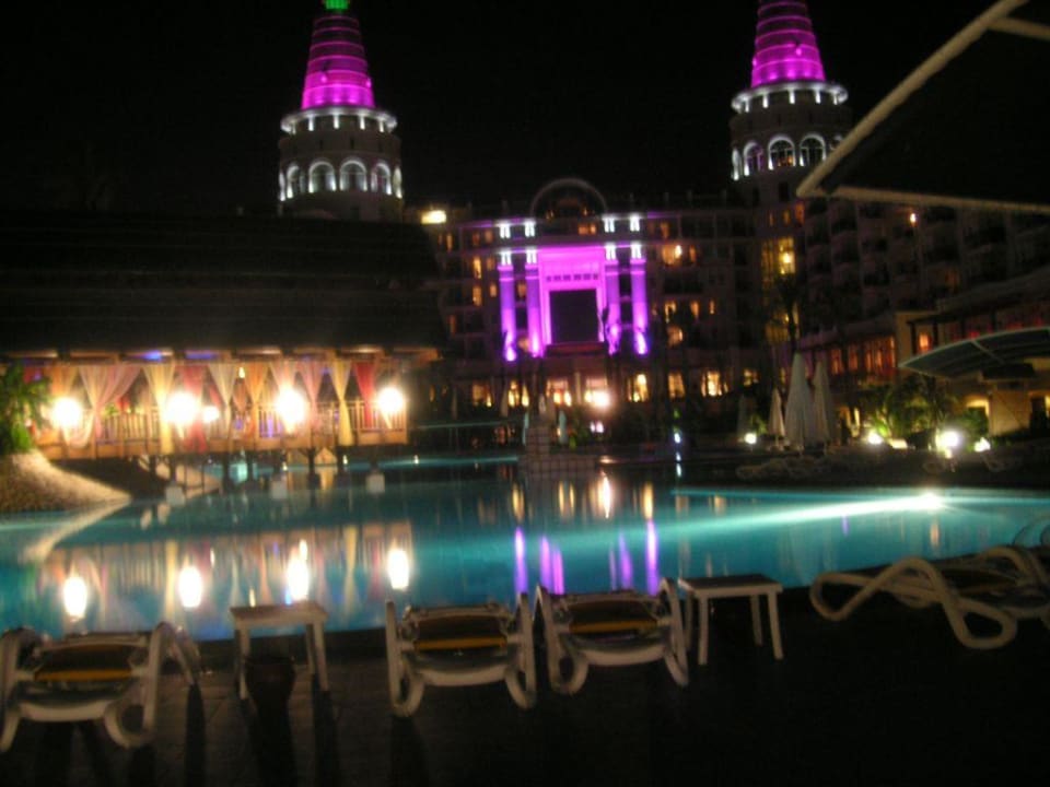Riva Diva bei Nacht Hotel Delphin Diva