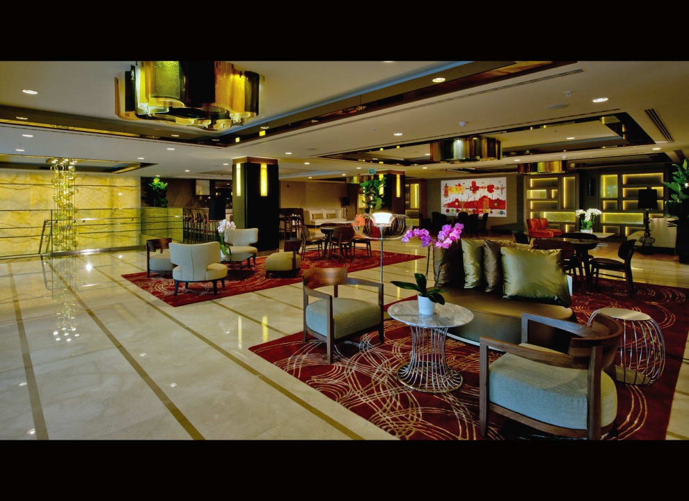 Lobby Renaissance Istanbul Polat Bosphorus Hotel