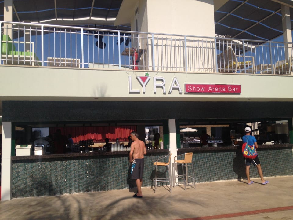 Lyra Bar Hotel Delphin Imperial