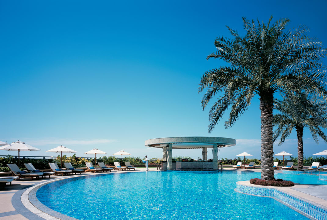 Pool Shangri-La Hotel Dubai