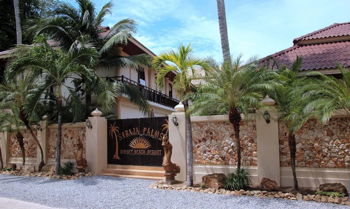 Sibaja Palms Entrance Sibaja Palms Sunset Beach Luxury Villas