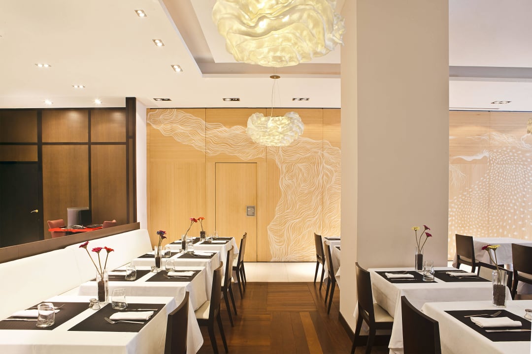 Restaurant  Grupotel Gran Via 678