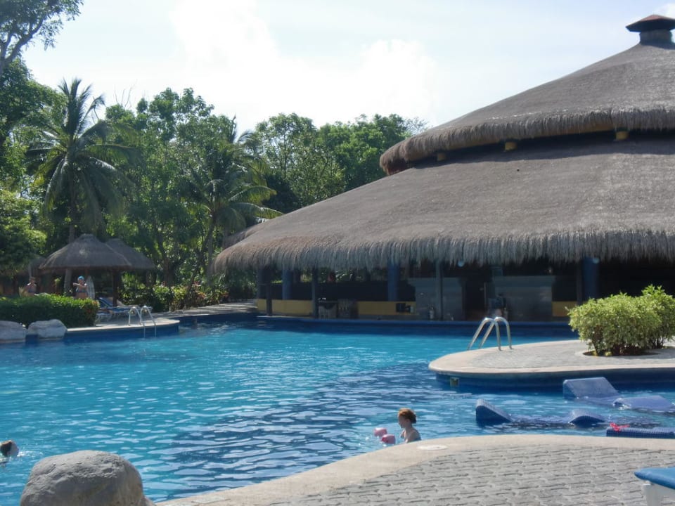 Pool Nr.2 Hotel Riu Tequila