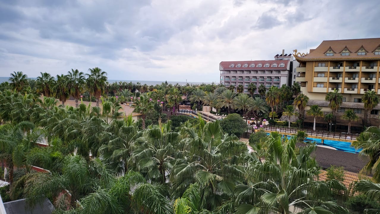 Außenansicht Royal Taj Mahal Hotel