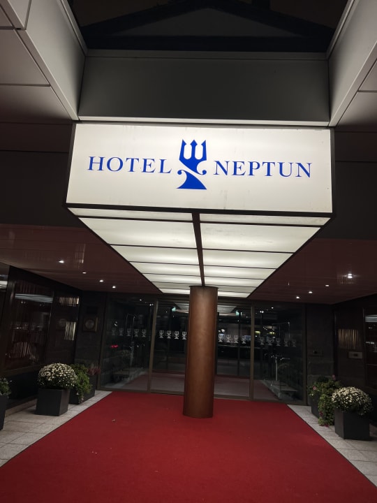 Außenansicht Hotel Neptun
