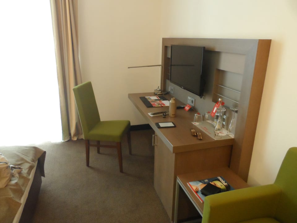 Zimmer IntercityHotel Berlin Hauptbahnhof