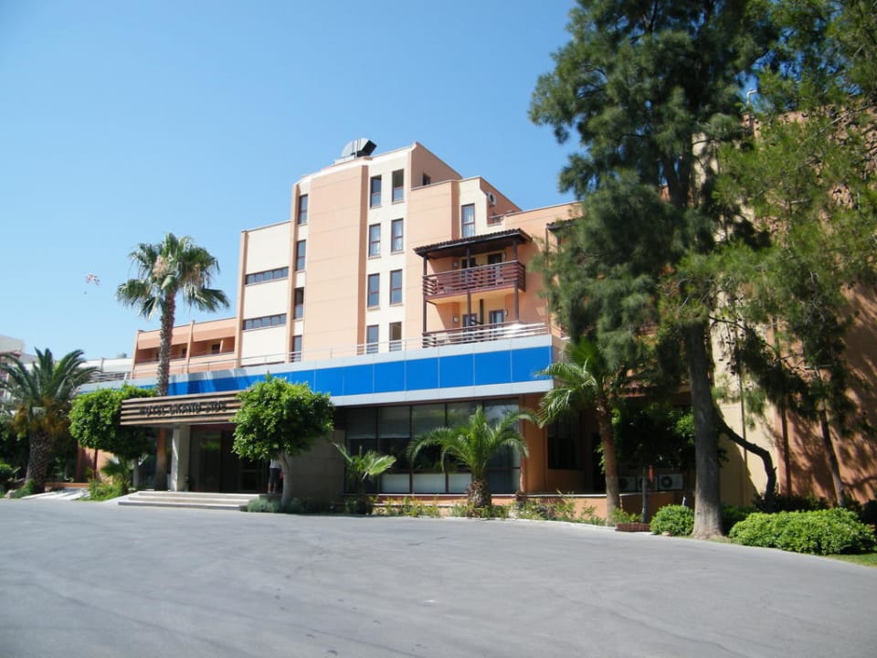 Eingang Hotel Grand Side