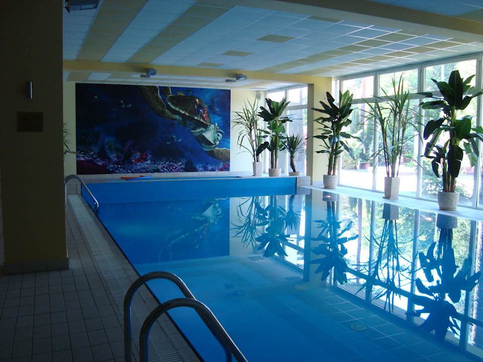 Das Schwimmbad Hotel Jantar Wellness & SPA