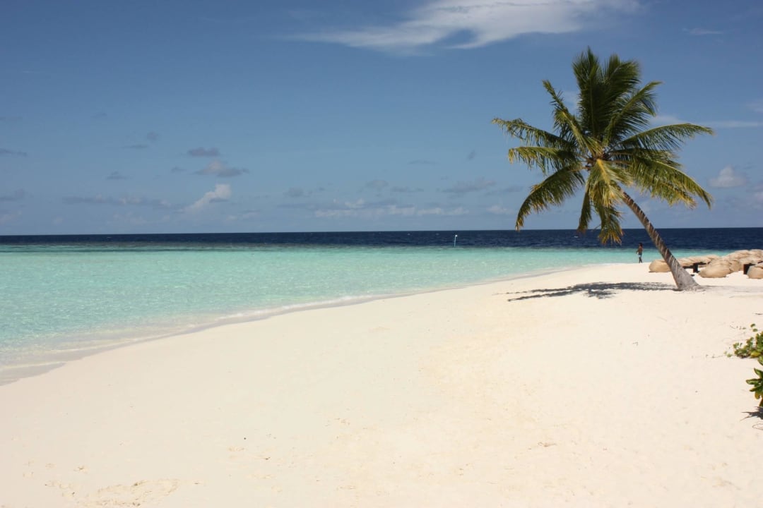 Puderzuckerstrand ROBINSON MALDIVES