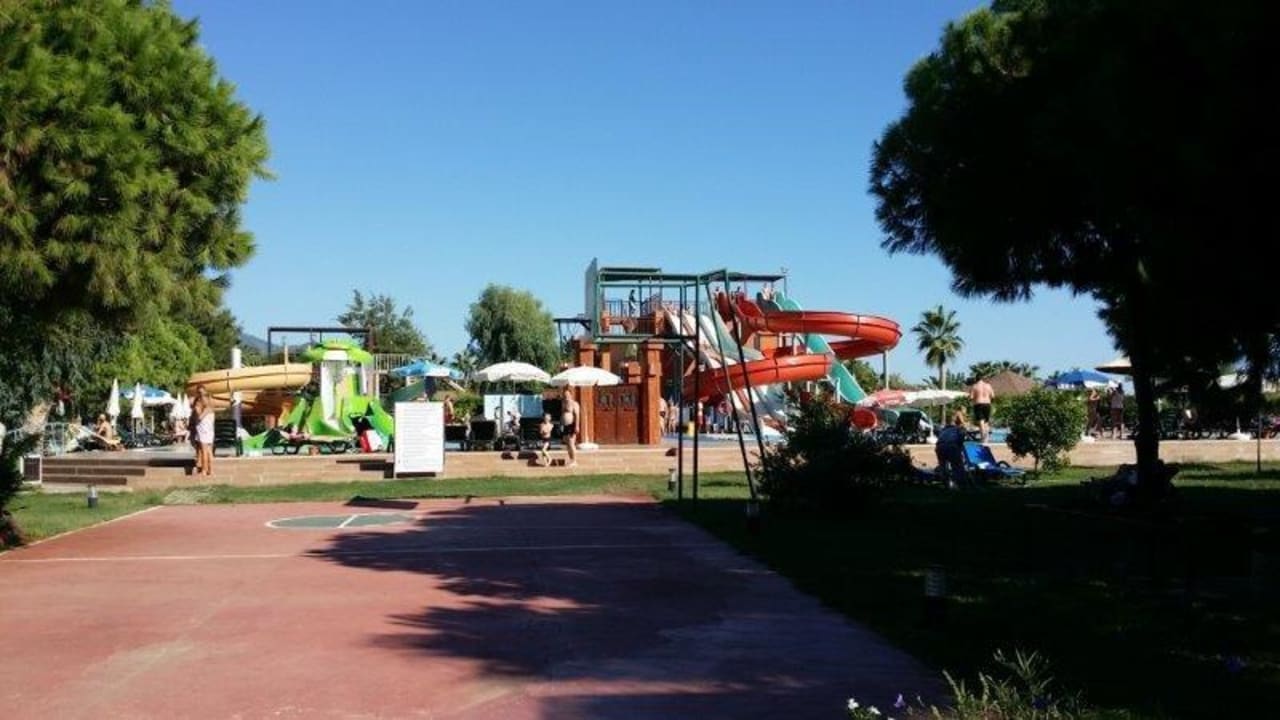 Aquapark - nicht nur für Kinder Club Turtas Beach Hotel