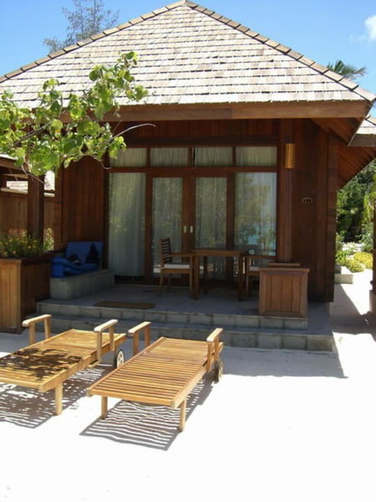 Blick auf die Strandvilla Sun Siyam Olhuveli