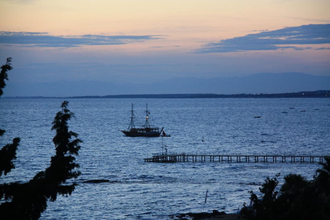 Uizicht van op het dak Melas Holiday Village