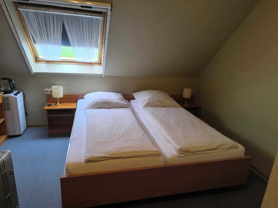 Zimmer Hotel Pension Holum Garni