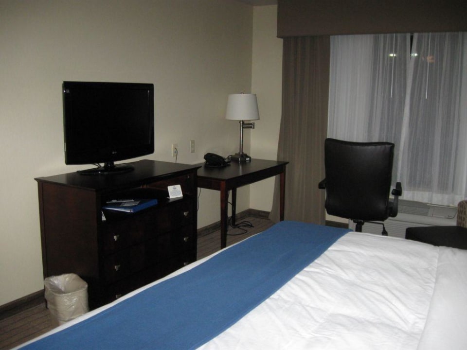 "Holiday Inn Express in Exmore, Virginia" Holiday Inn Express Ho image