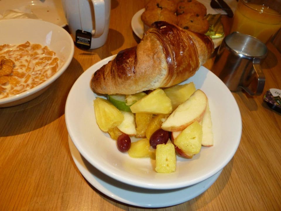 Lecker Hotel Premier Inn London Hammersmith
