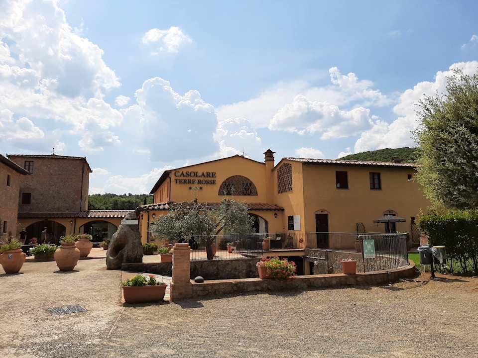 Außenansicht Hotel Casolare le Terre Rosse