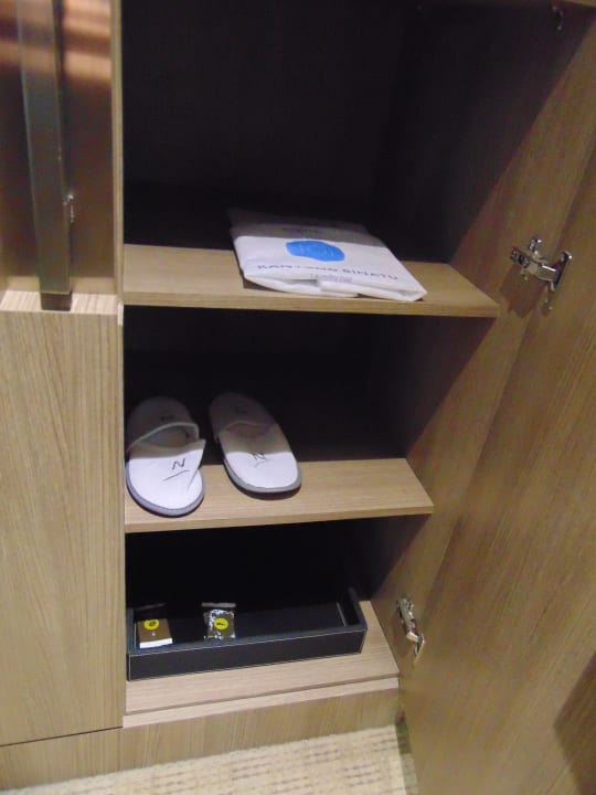 Zimmer Novotel Tangerang