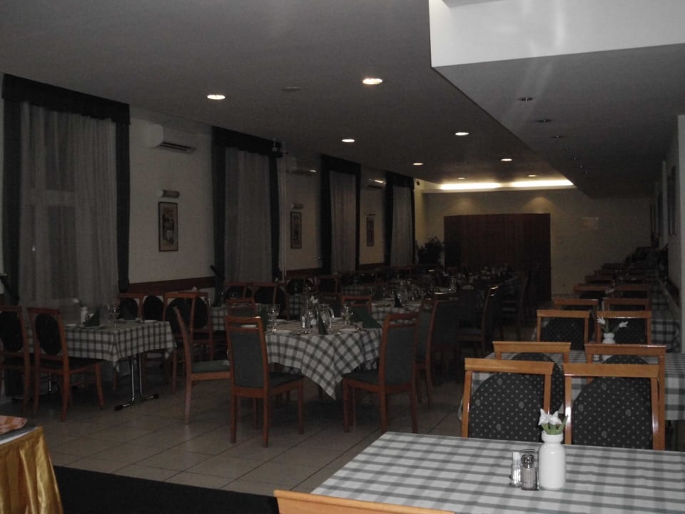 Frühstücks- und Abendessensraum Hunguest Hotel Millennium