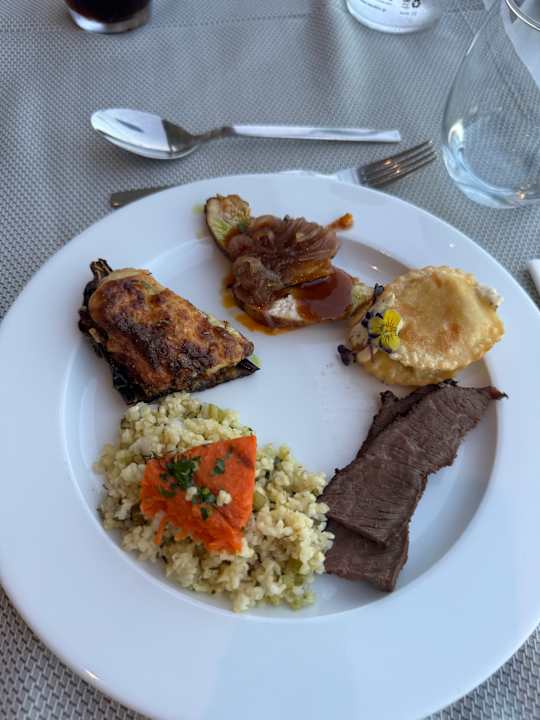 Gastro Gennadi Grand Resort