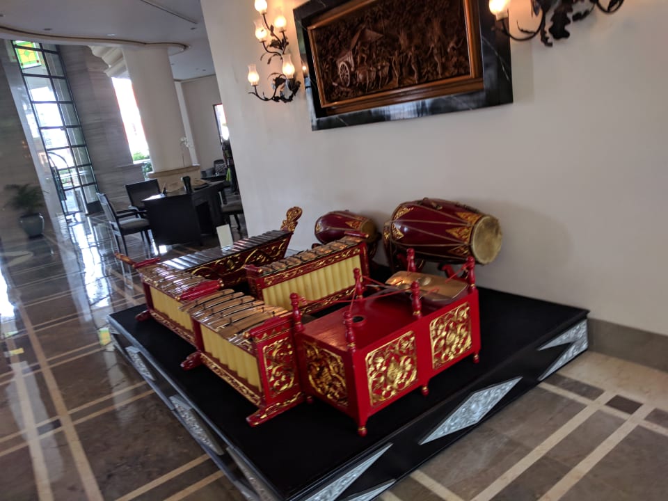 Lobby Melia Purosani Yogyakarta