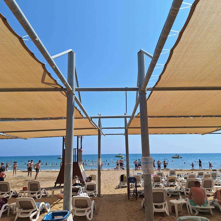 Strand Dream World Aqua Hotel