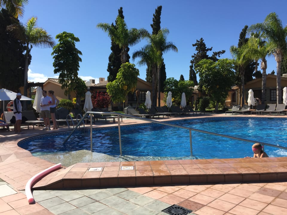 Pool Suites & Villas by Dunas