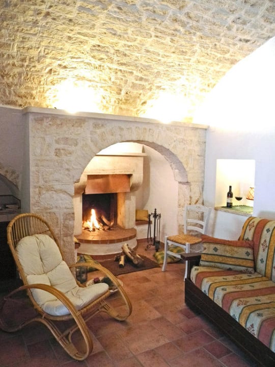 Appartamento con camino Masseria Salinola Puglia Hotel Masseria Salinola