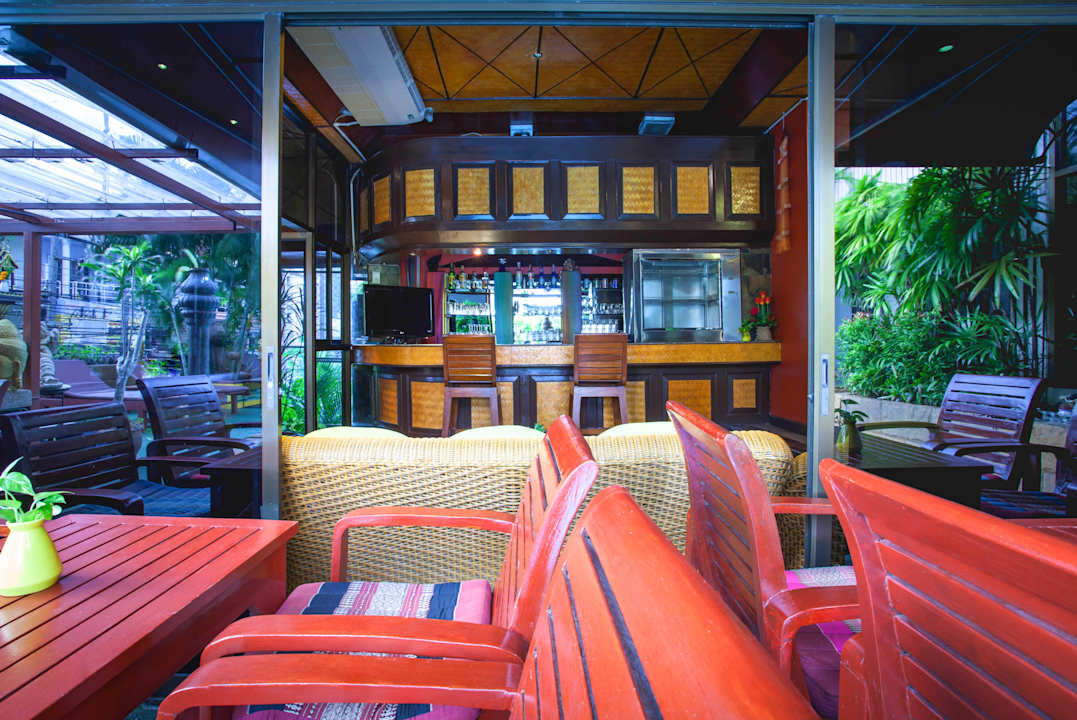 Gastro Kelly's Residency