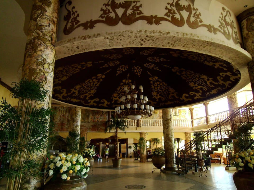 Kronleuchter Lobby Royal Park Hotel & Aqua park