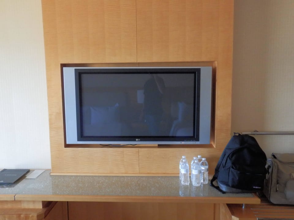 TV  Hilton San Francisco Airport Bayfront