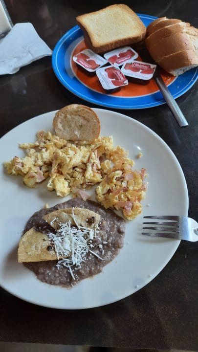 Gastro Hotel El Senador