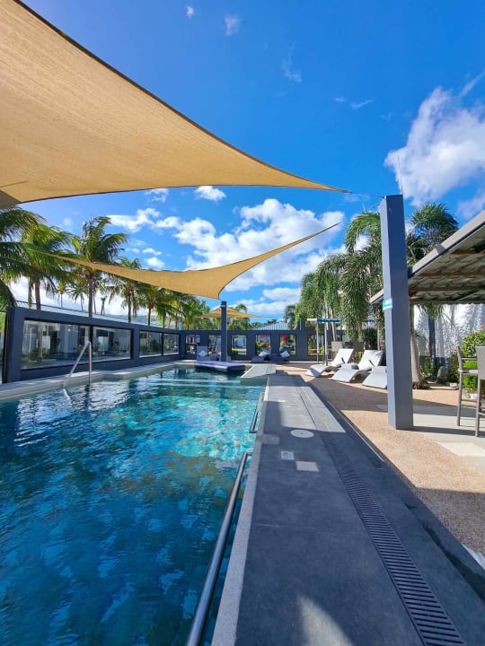 Pool Cave Beach Resort - Boutique Accomodation