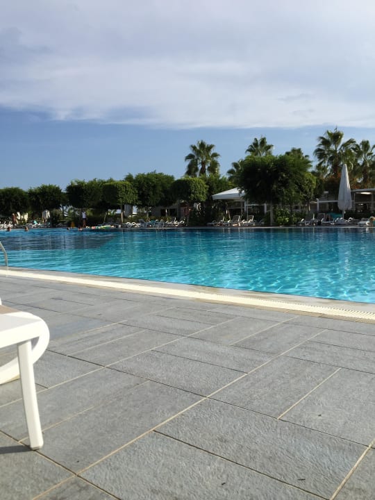 Pool Susesi Luxury Resort