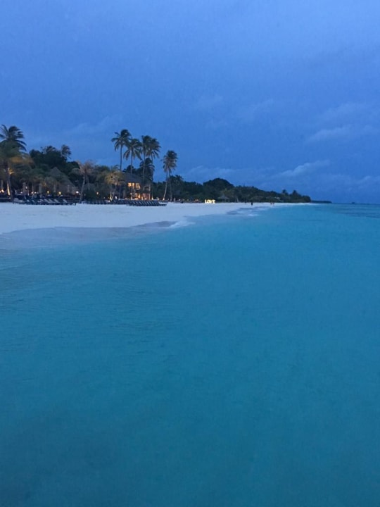 Strand Kuredu Island Resort & Spa