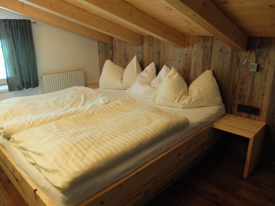 Erstes Schlafzimmer Appartements Tauernfenster