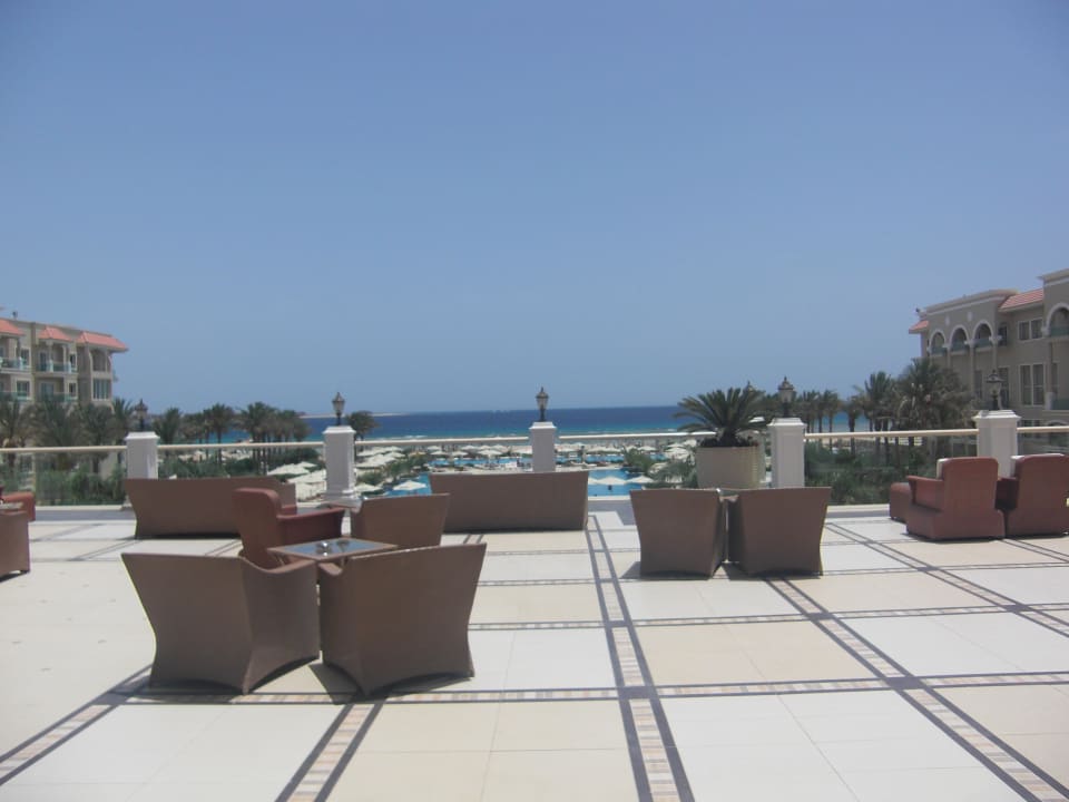 Blick von der Terrasse aus Premier Le Reve Hotel & Spa