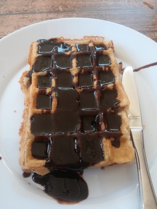 Waffeln an der Strandbar Saphir Resort & Spa