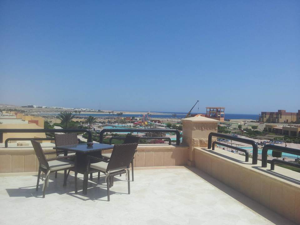 Ausblick Terrasse Malikia Resort Abu Dabbab