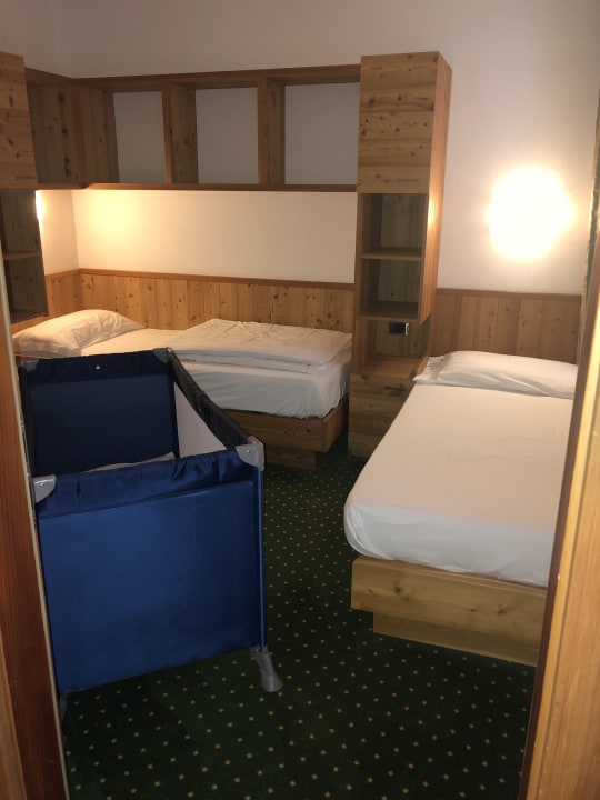 Zimmer Family Hotel Adriana