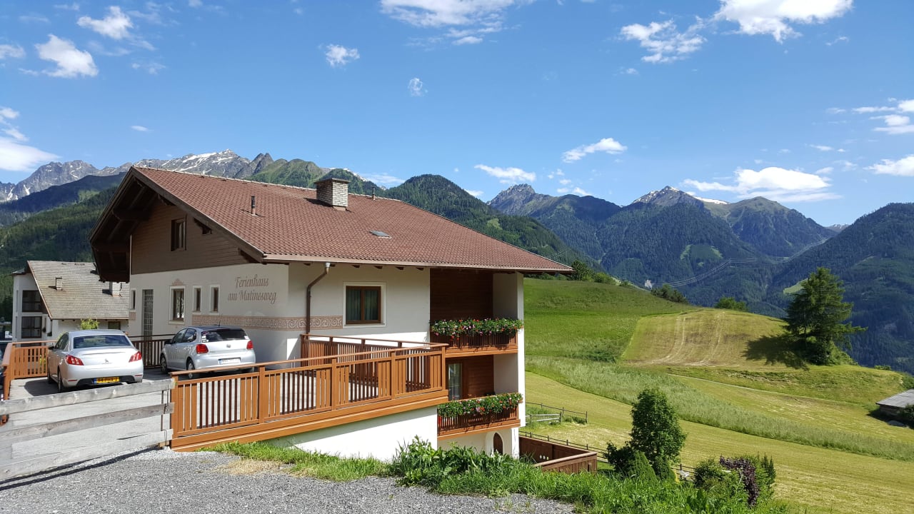 Blick auf die Unterkunft Ferienwohnungen am Matinesweg, Serfaus