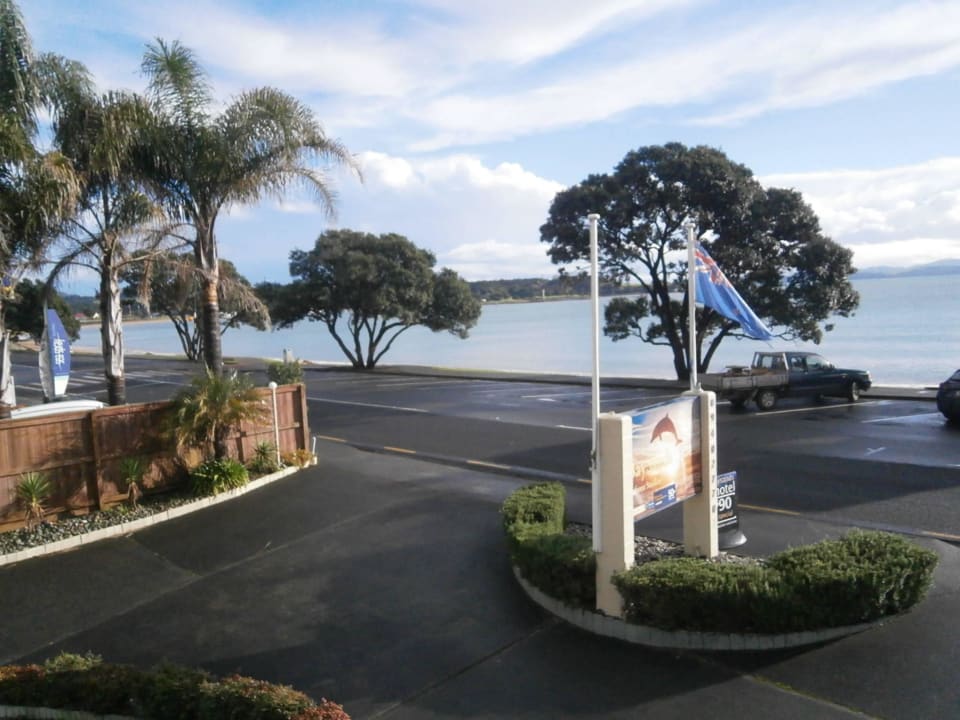 Vom Balkon Bay Sands Motel