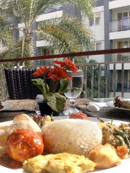 Frühstück nach "balinesischer Art" Bali Kuta Resort