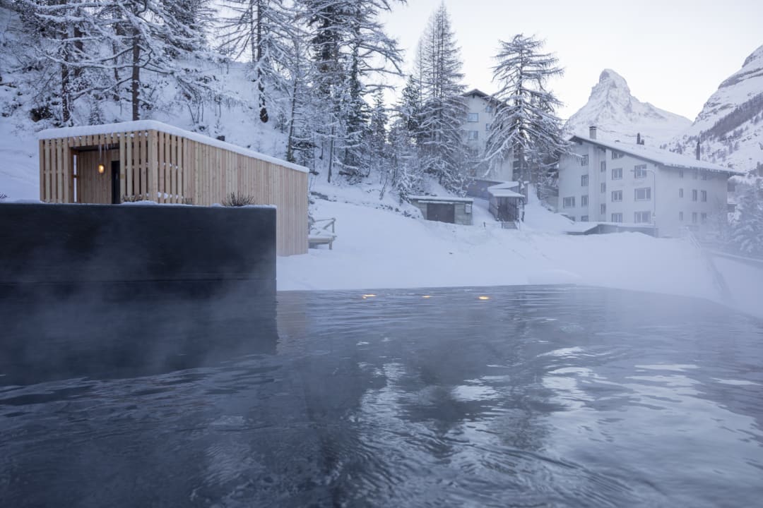 Pool CERVO Mountain Resort