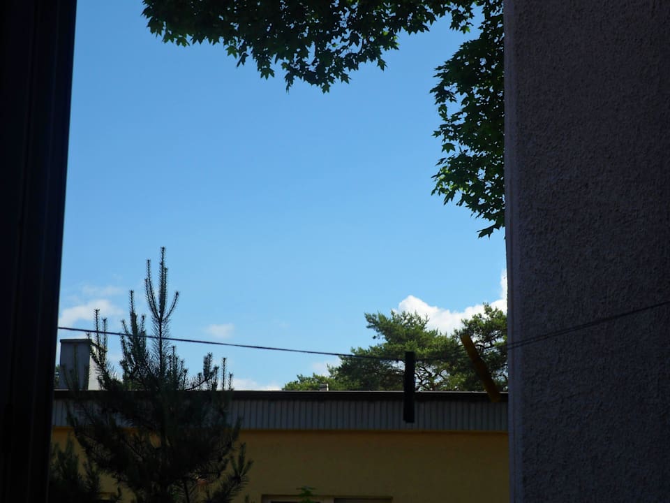 Wäschetrocknerleine am Fenster Hotel Geovita Mrzeżyno