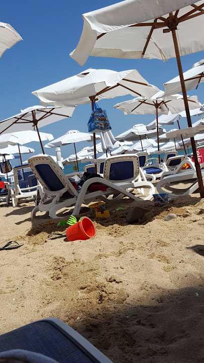 Strand geügend Platz Sol Luna Bay