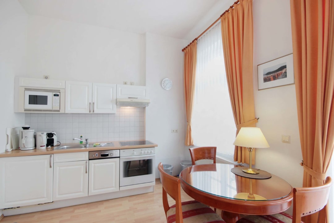 Zimmer Rujana Ferienwohnungen - Altes Postamt