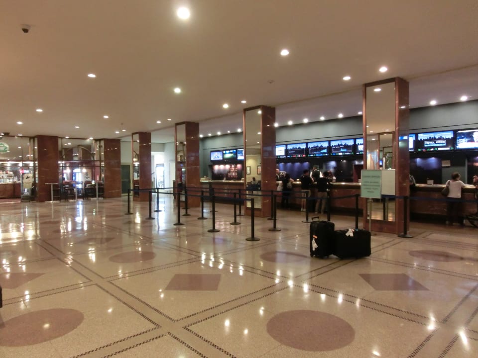 Lobby New York's Hotel Pennsylvania